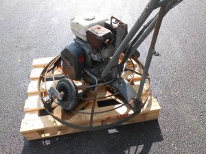 Hladička betonu Dynapac BG 39 (1)