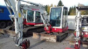 Excavator Takeuchi TB 235