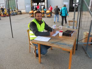 C:\fakepath\DSCN8250