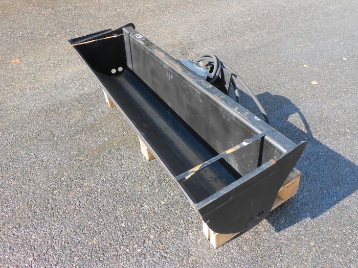 Tilting Bucket - 124 cm