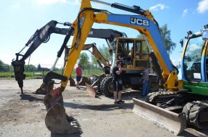 C:\fakepath\DSC 0751