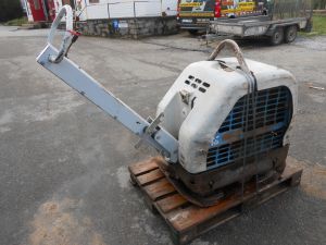 Vibrating plate compactor Tremix MV480