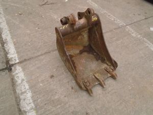 Digging Bucket 450 mm (2)