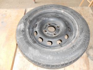 Pneu Pirelli P 600 185/60 R14