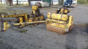 Walk behind roller Bomag BW90S