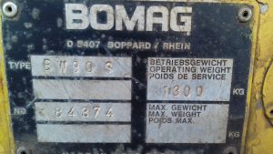 Walk behind roller Bomag BW90S