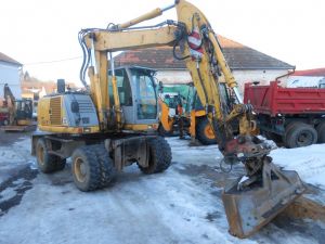 Excavator New Holland MH City