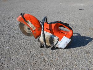 Motorový rozbrus Stihl TS 410 (1)