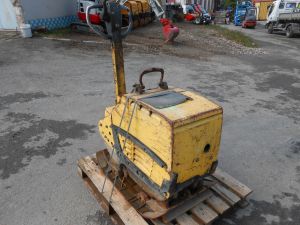 Vibrating plate compactor Bomag BPR 55/65 D (2)