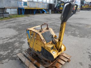Vibrating plate compactor Bomag BPR 55/65 D (2)