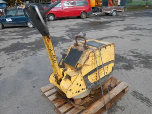 Vibrating plate compactor Bomag BPR 55/65 D (2)
