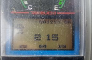 Bagr Takeuchi TB 215R