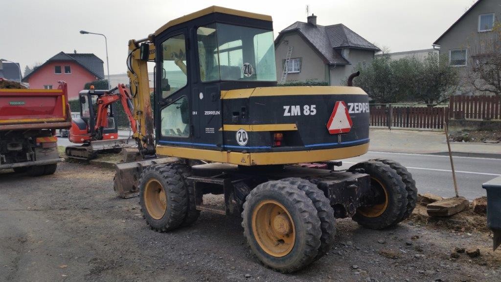 Excavator Schaeff Zeppelin ZM85 Set Auctions